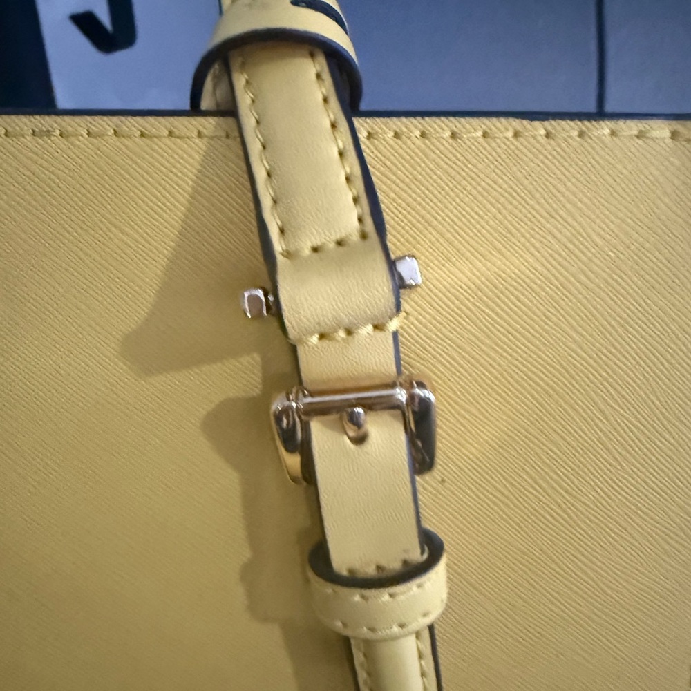 NWOT Michael Kors Sunny Yellow Tote and Wallet - Picture 6 of 11